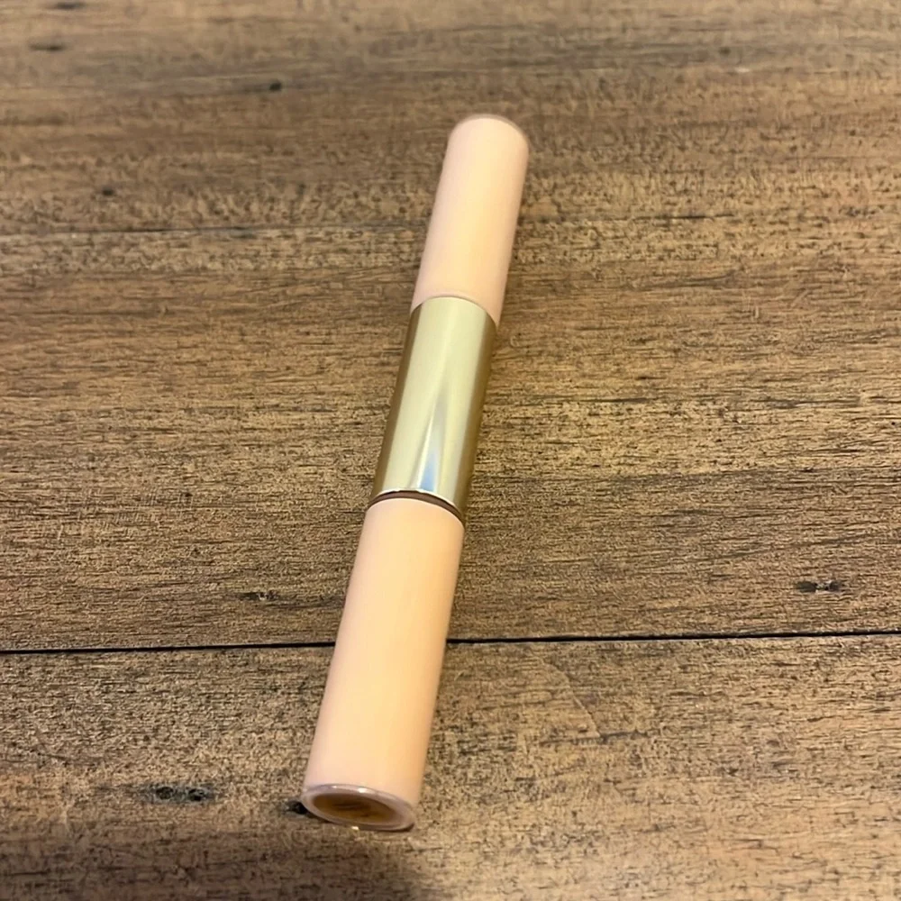 Estee Lauder double wear custom coverage correcting duo apricot medium